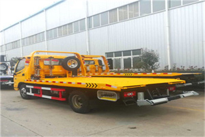 广安区附近拖车救援搭电